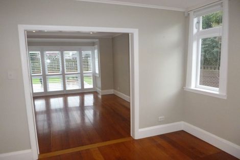 Photo of property in 160 Kings Crescent, Hutt Central, Lower Hutt, 5010