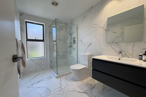 Photo of property in 40 Glidepath Road, Hobsonville, Auckland, 0616