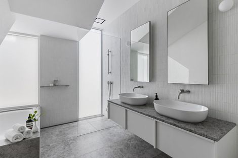 Photo of property in 28 St Marys Road, Saint Marys Bay, Auckland, 1011