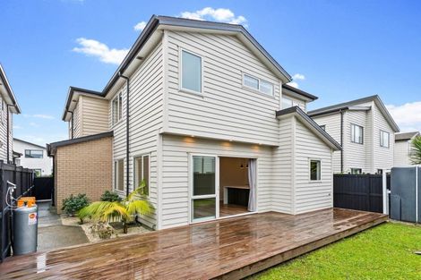 Photo of property in 28 Gecko Road, Hobsonville, Auckland, 0616