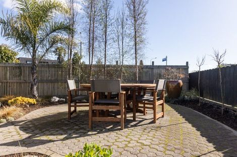 Photo of property in 21 Townshend Crescent, Greenmeadows, Napier, 4112