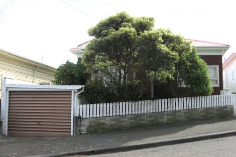 Photo of property in 32 Liffey Street, Island Bay, Wellington, 6023
