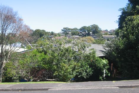 Photo of property in 3/9 Sudan Avenue, Milford, Auckland, 0620