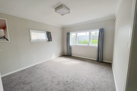 Photo of property in 215 Mount Albert Road, Wesley, Auckland, 1025