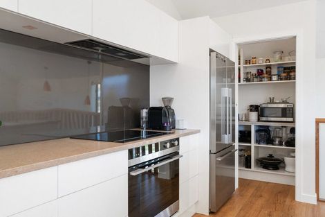 Photo of property in 9 Kirimoko Crescent, Wanaka, 9305