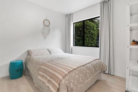 Photo of property in 2/12 Fallow Street, Browns Bay, Auckland, 0630