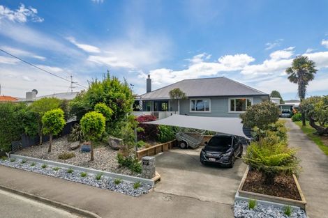 Photo of property in 118 Parkers Road, Tahunanui, Nelson, 7011