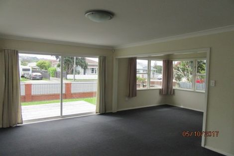 Photo of property in 4 Central Terrace, Alicetown, Lower Hutt, 5010