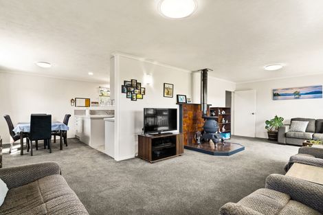 Photo of property in 33 Walton Park Avenue, Fairfield, Dunedin, 9018