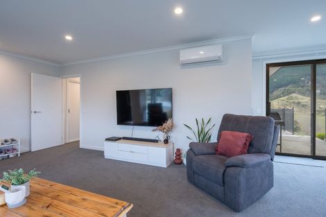 Photo of property in 25 Huntaway Close, Stoke, Nelson, 7011