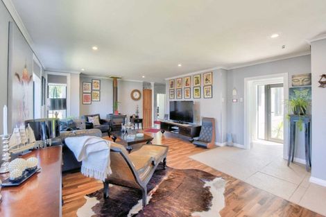 Photo of property in 101 Seaward Road, Edendale, 9825