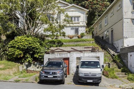 Photo of property in 72 Mitchell Street, Brooklyn, Wellington, 6021