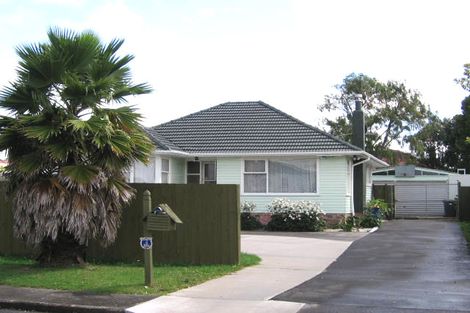 Photo of property in 90 Tirimoana Road, Te Atatu South, Auckland, 0602