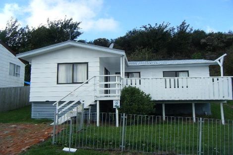 Photo of property in 92 Arahura Crescent, Waitangirua, Porirua, 5024