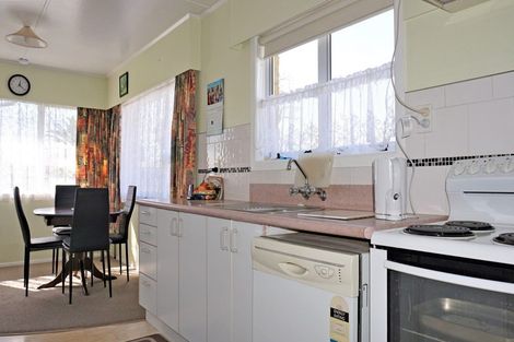 Photo of property in 129 Queen Street West, Levin, 5510