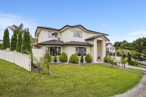 Photo of property in 4 Andy Crescent, Flat Bush, Auckland, 2016