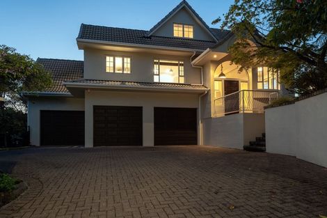 Photo of property in 6 Tupara Crescent, Kawaha Point, Rotorua, 3010