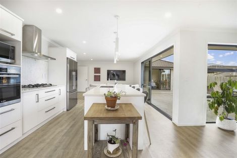 Photo of property in 74 Cumberland Drive, Flagstaff, Hamilton, 3210