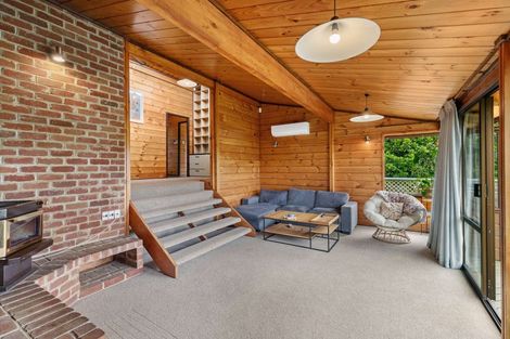 Photo of property in 14 Redmount Place, Red Hill, Papakura, 2110