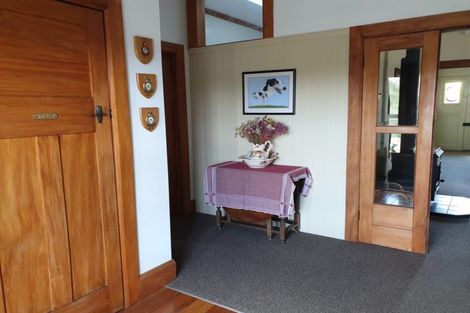 Photo of property in 8 Campbell Drive, Martinborough, 5711