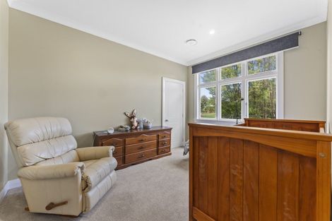 Photo of property in 32 Cambridge Street, Pahiatua, 4910