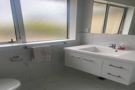 Photo of property in 7a Yeoman Place, Howick, Auckland, 2014