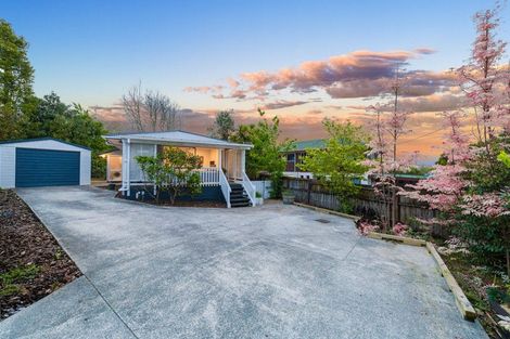 Photo of property in 3/99a View Road, Sunnyvale, Auckland, 0612