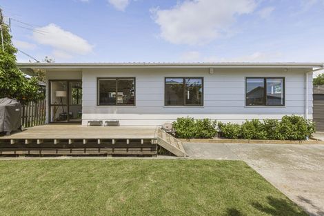 Photo of property in 3/45 Station Road, Takanini, 2112