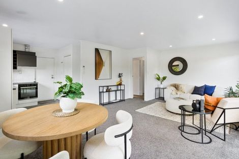 Photo of property in 1/43 Seaton Road, Murrays Bay, Auckland, 0630