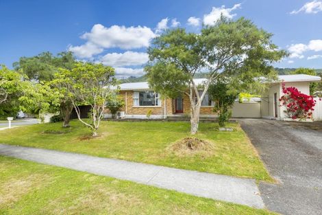 Photo of property in 9 Montana Road, Totara Park, Upper Hutt, 5018