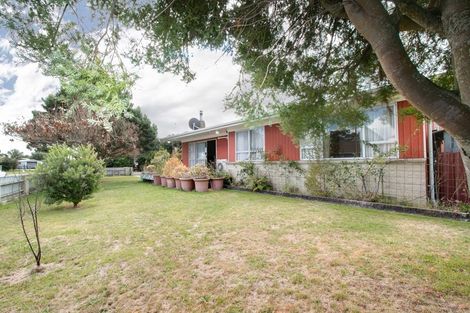 Photo of property in 2 Cabot Place, Flaxmere, Hastings, 4120