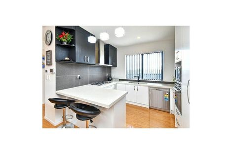 Photo of property in 64 Prado Drive, Pukekohe, 2120