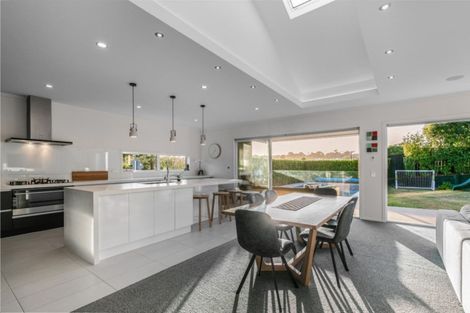 Photo of property in 1 Macpherson Street, Meadowbank, Auckland, 1072