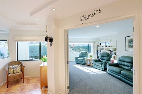 Photo of property in 10 Park Lane, Greenmeadows, Napier, 4112