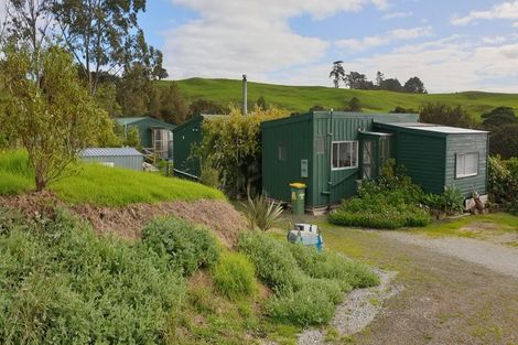 Photo of property in 736 Whakapirau Road, Whakapirau, Maungaturoto, 0583