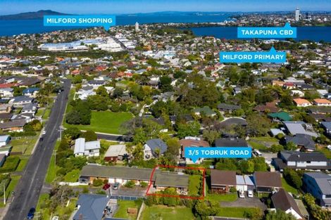 Photo of property in 3/5 Tobruk Crescent, Milford, Auckland, 0620