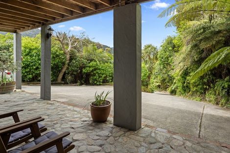 Photo of property in 770 Queen Charlotte Drive, Havelock, Picton, 7281