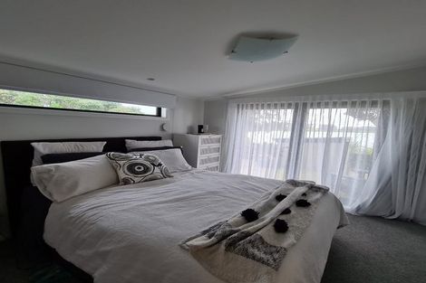 Photo of property in 2/203 Oakland Road, Karaka, Papakura, 2580