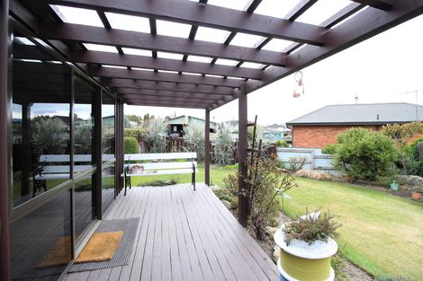 Photo of property in 11 Craig Place, Bridge Hill, Alexandra, 9320