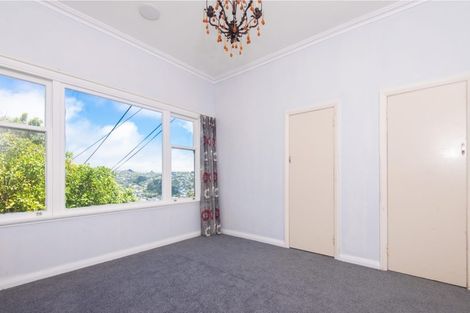 Photo of property in 27 Chesterton Street, Johnsonville, Wellington, 6037