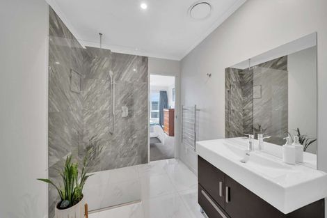 Photo of property in 189 Johnston Road, Balclutha, 9230