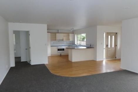 Photo of property in 206a Royal Road, Massey, Auckland, 0614