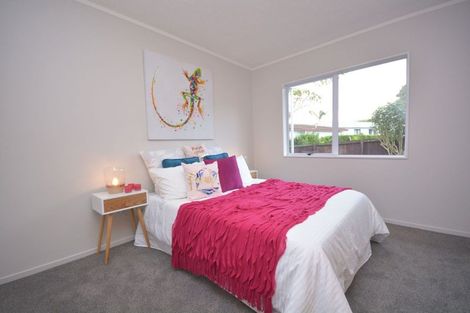 Photo of property in 19b Leven Lane, Totara Heights, Auckland, 2105