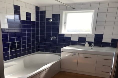 Photo of property in 6 Larnach Street, St Andrews, Hamilton, 3200