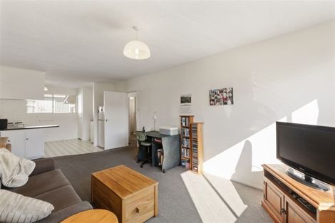 Photo of property in 6/16 Tama Street, Alicetown, Lower Hutt, 5010