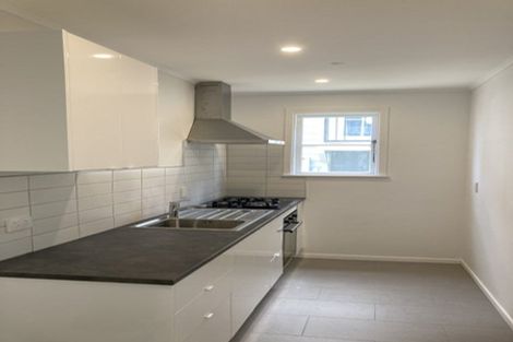 Photo of property in 77 Duncan Terrace, Kilbirnie, Wellington, 6022