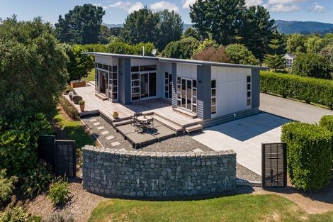 Photo of property in 34 Western Rise, Ohau, Levin, 5570