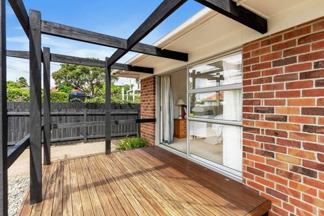 Photo of property in 46 Sale Street, Cockle Bay, Auckland, 2014