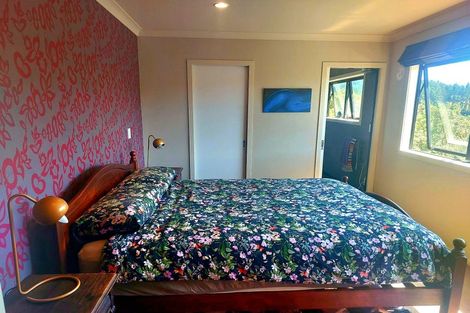 Photo of property in 14 Anaheim Place, Churton Park, Wellington, 6037