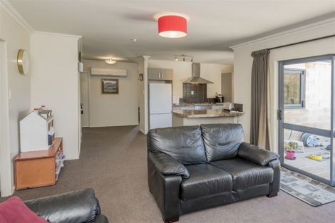 Photo of property in 6 Karlos Lane, Levin, 5510